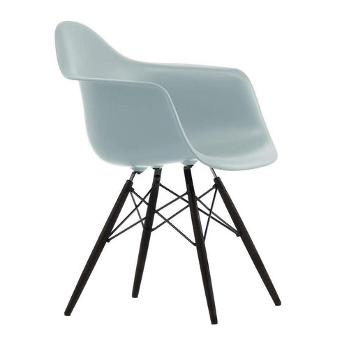 Cadeira de Braços Plástica Eames DAW / Base Ácer Preto